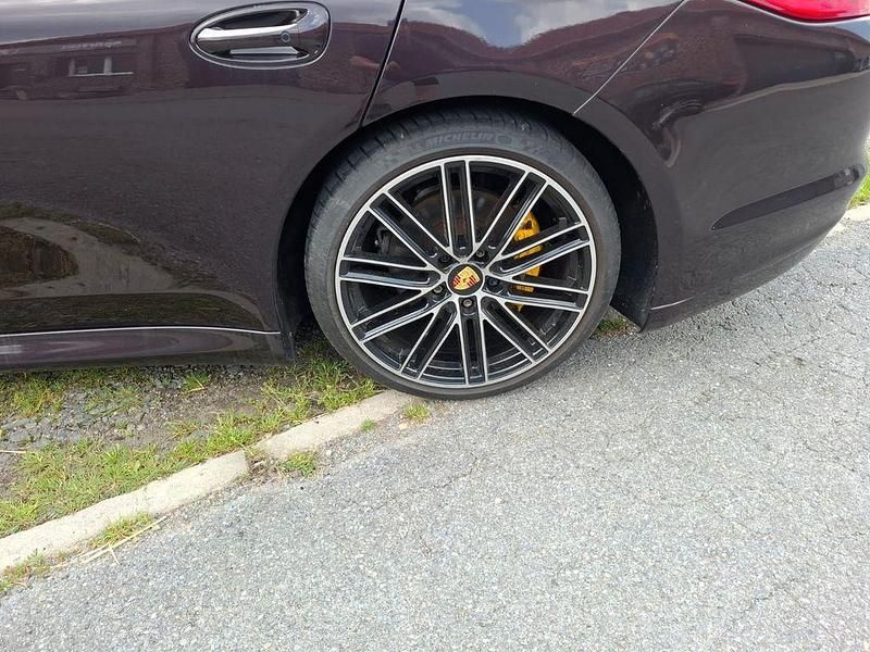 Gebraucht Porsche Panamera S 400 PS (294 kW) 2010 Violett Limousine