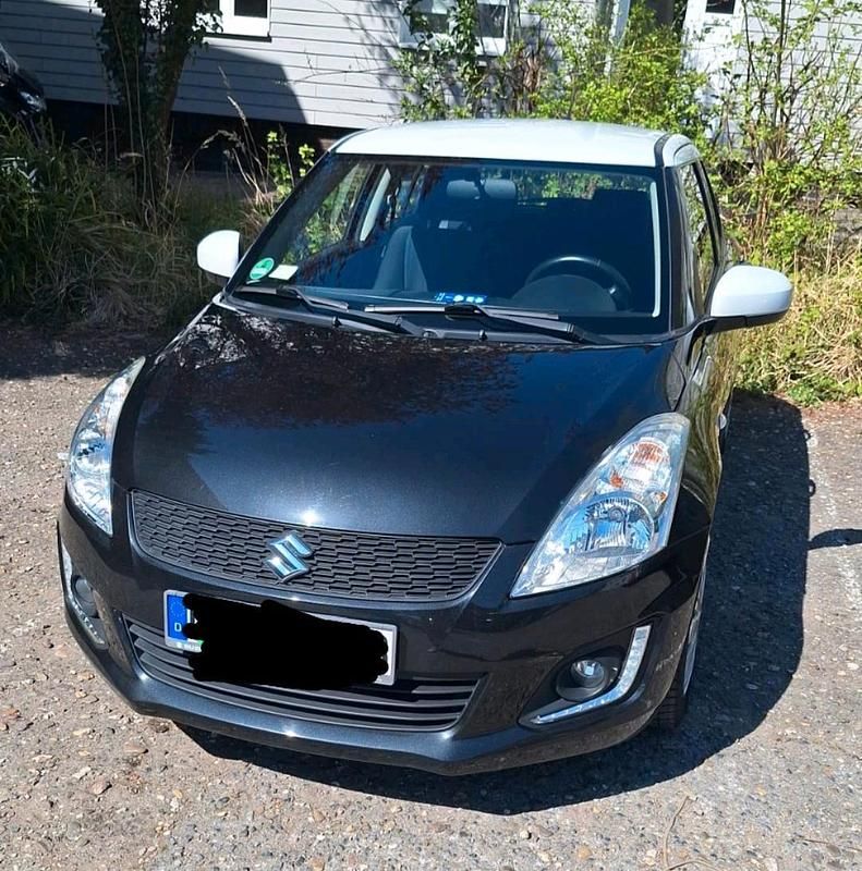 Schwarz Gebraucht 2016 Suzuki Swift Kleinwagen | 5.800 € (Superpreis) - Bild 1/4