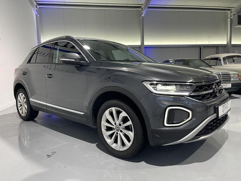 Gebraucht VW T-Roc Style 150 PS (110 kW) 2022 Grau SUV