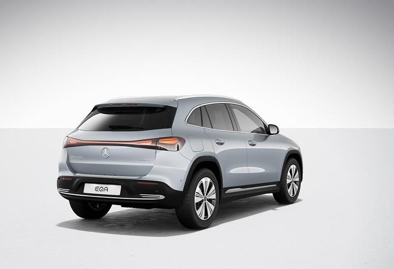 Gebraucht Mercedes EQA300 Progressive 167 kW (228 PS) 2025 Metalliclack hightechsilber SUV