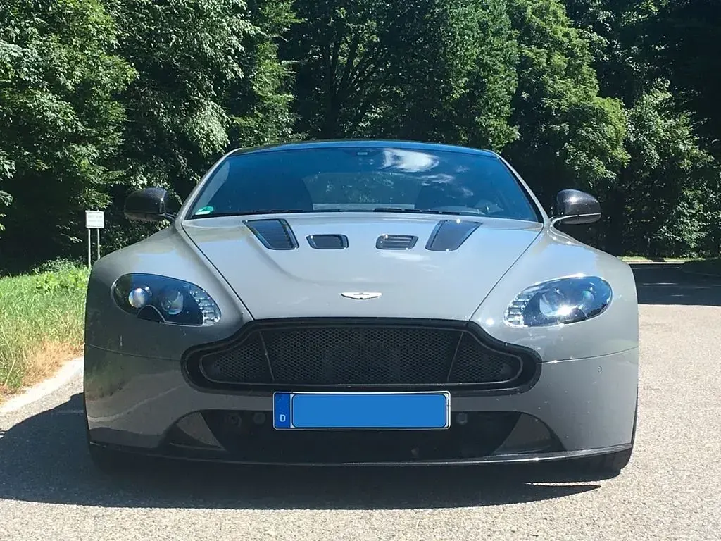 Gebraucht Aston Martin V12 Vantage 574 PS (422 kW) 2016 Grau