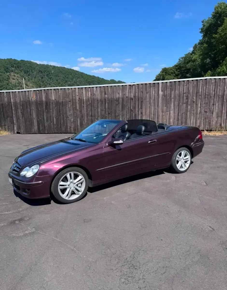 Gebraucht Mercedes CLK320 224 PS (164 kW) 2008 Silber Cabrio