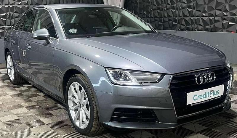 Gebraucht Audi A4 Comfort 150 PS (110 kW) 2016 Grau Limousine