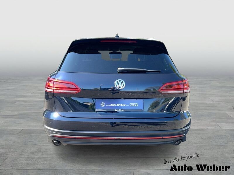 Gebraucht VW Touareg Basis 231 PS (169 kW) 2019 Blau SUV