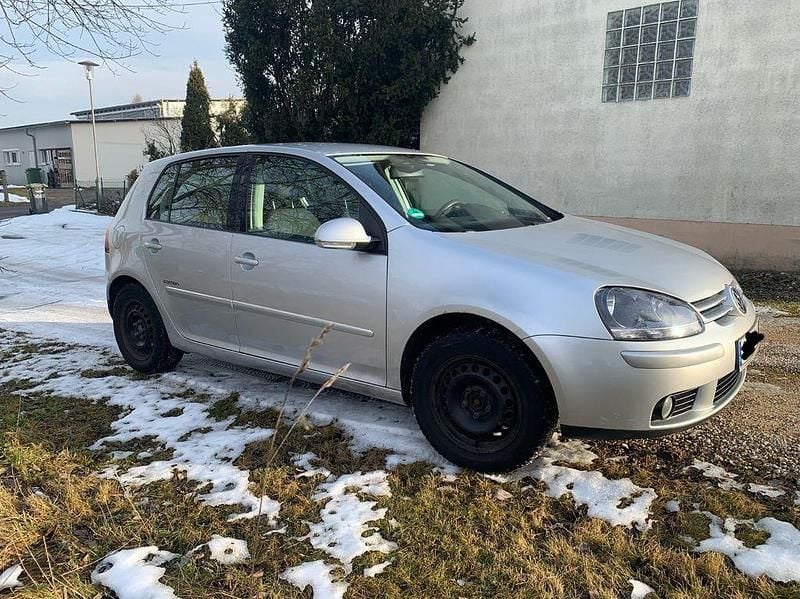 Silber Gebraucht 2008 VW Golf Limousine | 1.050 € (Superpreis) - Bild 1/4