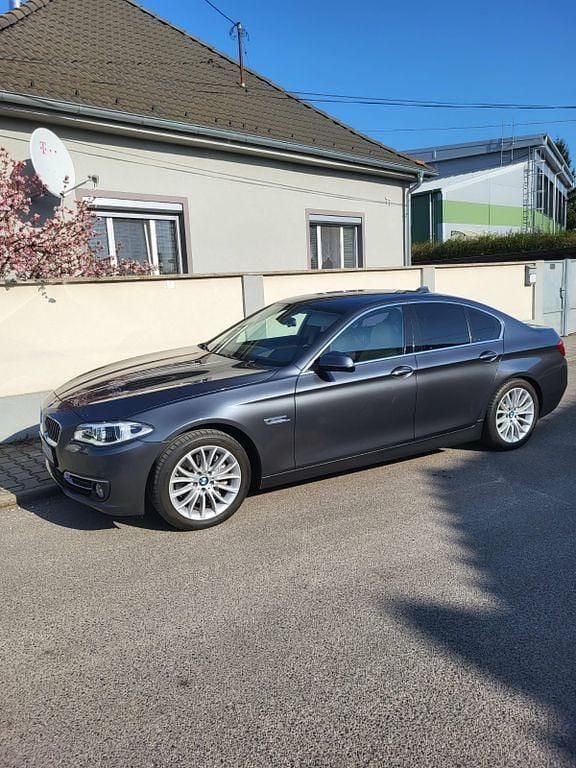 Gebraucht BMW 530 Luxury Line 258 PS (189 kW) 2017 Grau Limousine