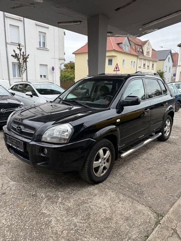Schwarz Gebraucht 2008 Hyundai Tucson GLS SUV | 1.450 € - Bild 1/4