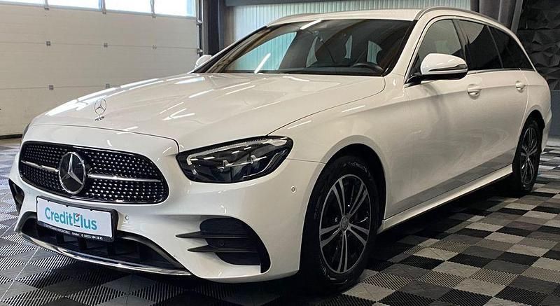 Gebraucht Mercedes E200 AMG line 197 PS (144 kW) 2022 Weiß Limousine
