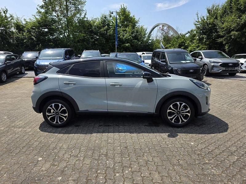 Neu Ford Puma Titanium 155 PS (114 kW) 2025 Grau SUV