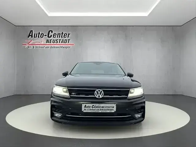 Gebraucht VW Tiguan Comfortline 185 PS (136 kW) 2018 Schwarz SUV