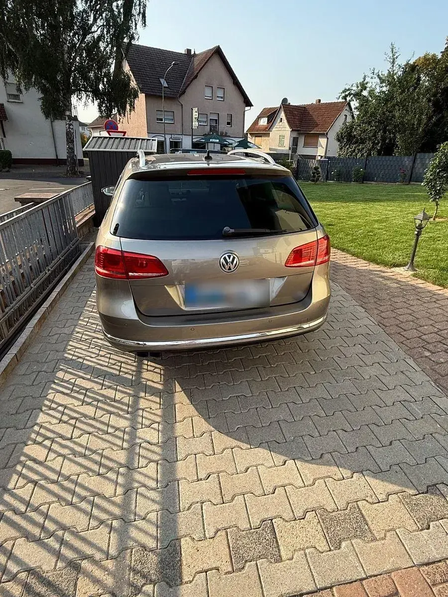 Gebraucht VW Passat Highline 177 PS (130 kW) 2014 Braun Kombi