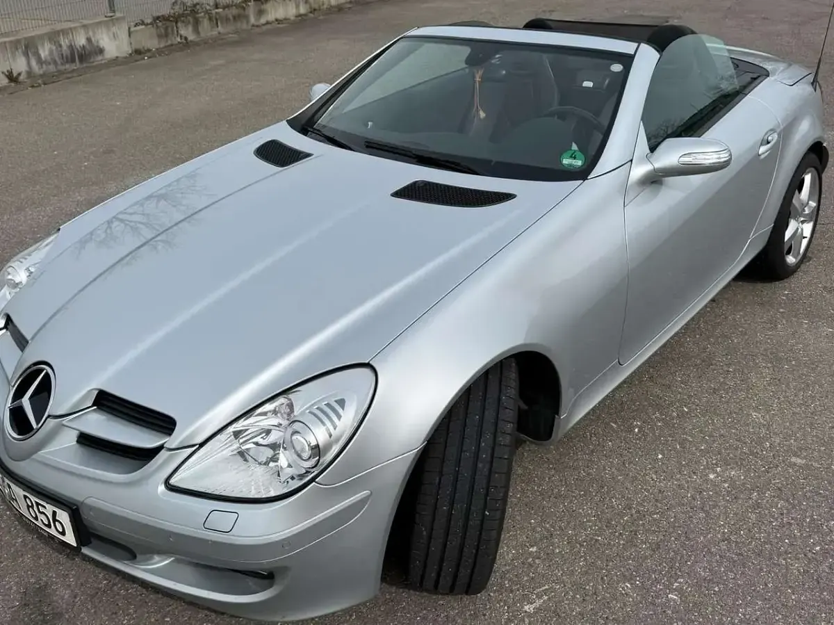 Gebraucht Mercedes SLK350 272 PS (200 kW) 2005 Silber Cabrio