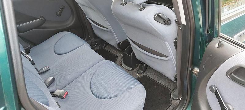 Gebraucht Honda Jazz ES 83 PS (61 kW) 2002 Grün Kleinwagen