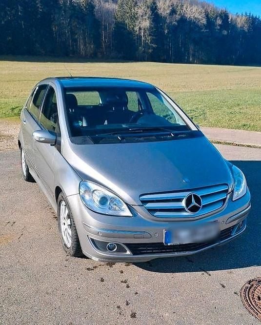 Grau Gebraucht 2007 Mercedes B170 Van / Kleinbus | 1.999 € (Superpreis) - Bild 1/4