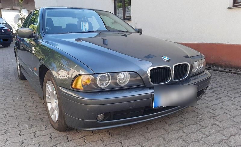 Gebraucht BMW 520 170 PS (125 kW) 2003 Grau Limousine