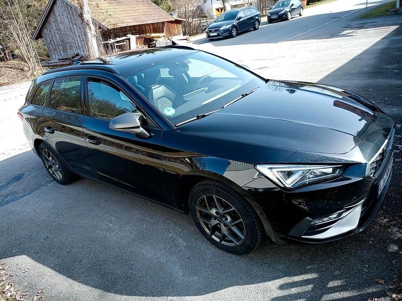 Gebraucht Seat Leon FR 130 PS (95 kW) 2022 Schwarz Kombi