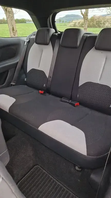 Gebraucht Citroën DS3 Chic 95 PS (69 kW) 2011 Weiß Kleinwagen
