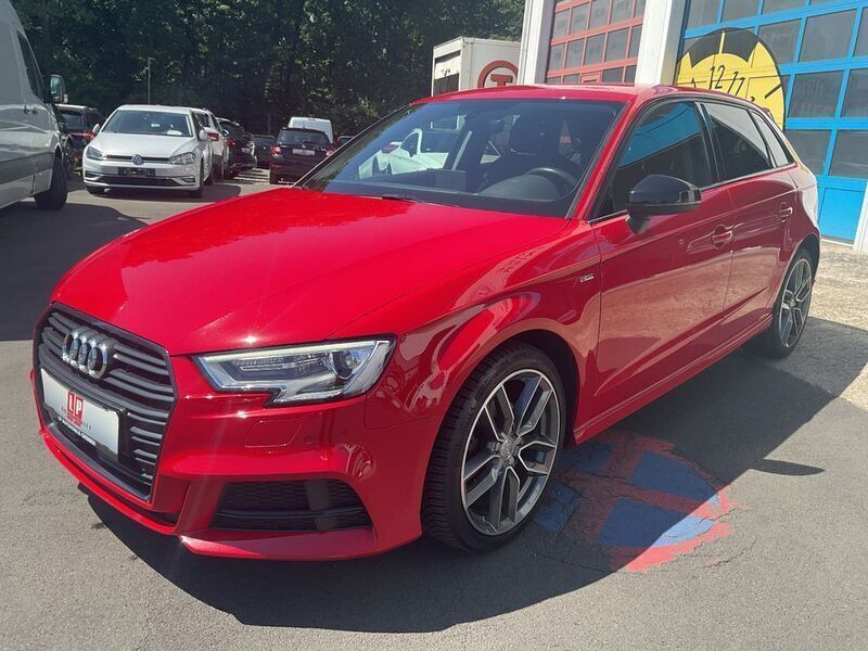 Rot Gebraucht 2020 Audi A3 Sportback Design Limousine | 18.990 € (Guter Preis) - Bild 1/2