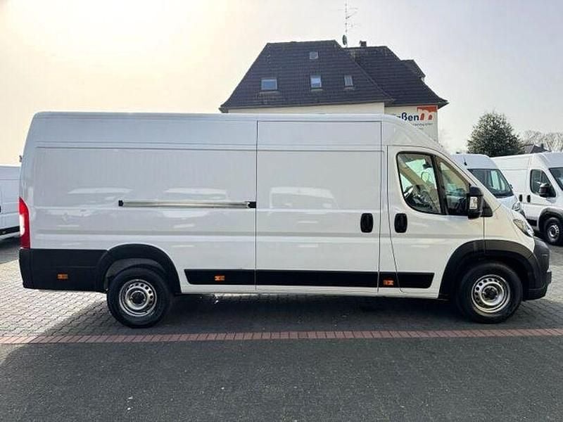 Gebraucht Peugeot Boxer 176 PS (129 kW) 2024 Weiß icy Van