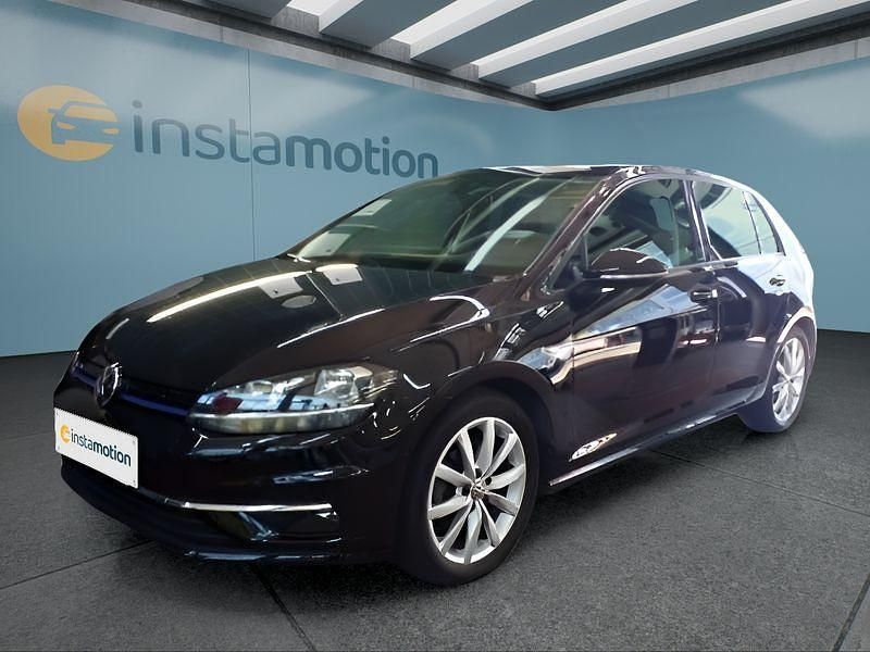 Schwarz Gebraucht 2019 VW Golf VII Kleinwagen | 19.849 € (Fairer Preis) - Bild 1/4