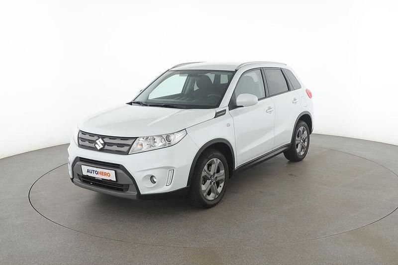 Weiß Gebraucht 2018 Suzuki Vitara Comfort SUV | 15.900 € - Bild 1/3