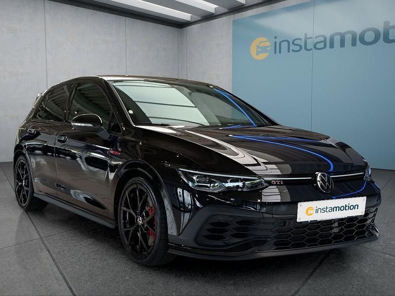 Gebraucht VW Golf VIII GTI 300 PS (220 kW) 2023 Schwarz Kleinwagen