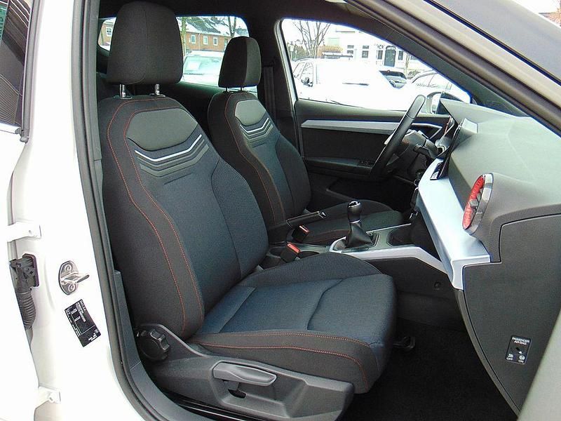 Gebraucht Seat Arona FR 116 PS (85 kW) 2024 Weiß SUV