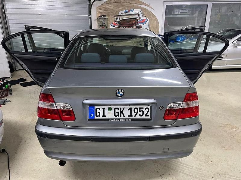 Gebraucht BMW 316 Sport Line 116 PS (85 kW) 1998 Silber Limousine