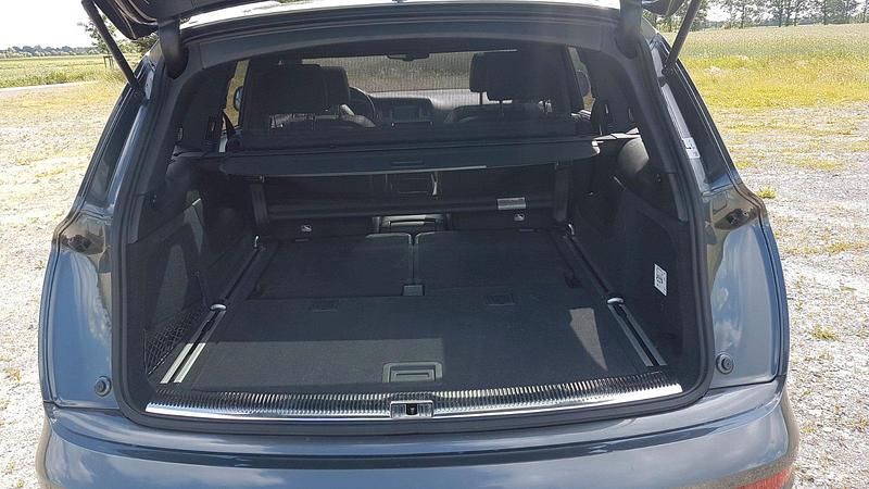 Second-hand Audi Q7 Advanced Plus 340 CP (250 kW) 2014 Gri SUV