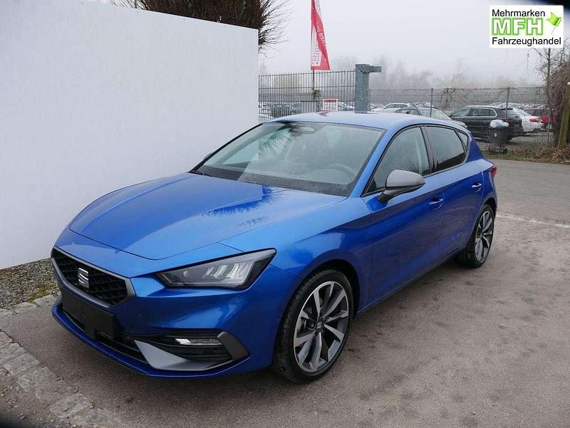 Neu Seat Leon ST FR 150 PS (110 kW) 2026 Saphir blau metallic Kombi