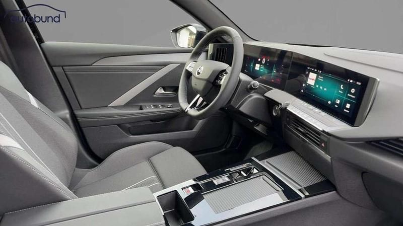Neu Opel Astra 131 PS (96 kW) 2025 Schwarz Limousine