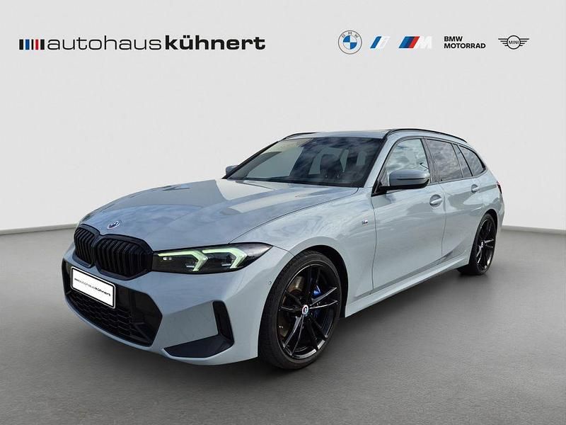 M brooklyn grau metallic Gebraucht 2023 BMW 320 M Sport Kombi | 33.845 € (Teuer) - Bild 1/4