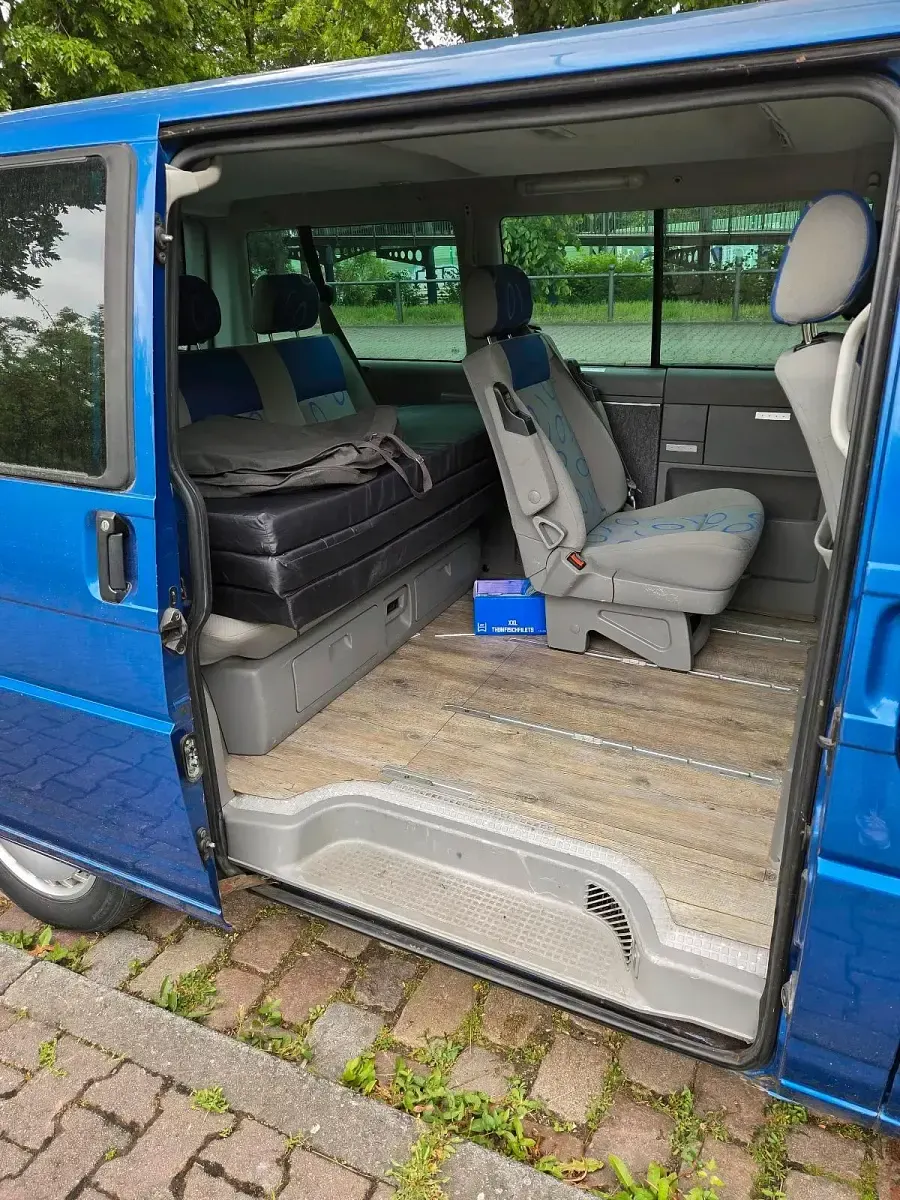 Gebraucht VW T4 151 PS (111 kW) 2000 Blau Van