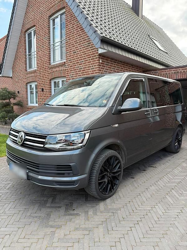 Second-hand VW T6 150 CP (110 kW) 2015 Gri Van
