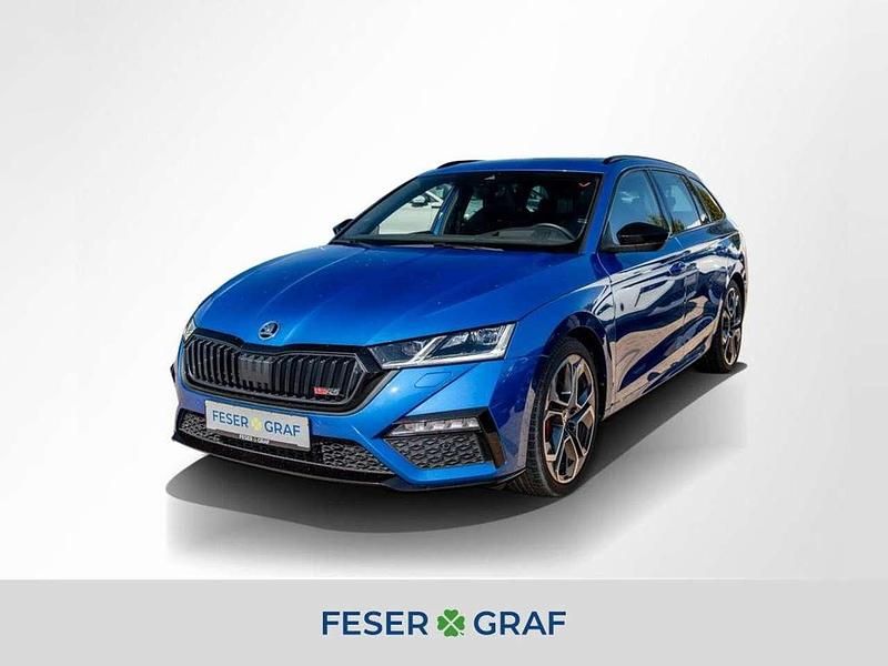 Raceblau metallic met. Gebraucht 2023 Skoda Octavia RS Kombi | 29.680 € (Fairer Preis) - Bild 1/1