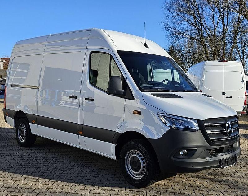 Gebraucht Mercedes Sprinter 170 PS (125 kW) 2024 Weiß Van