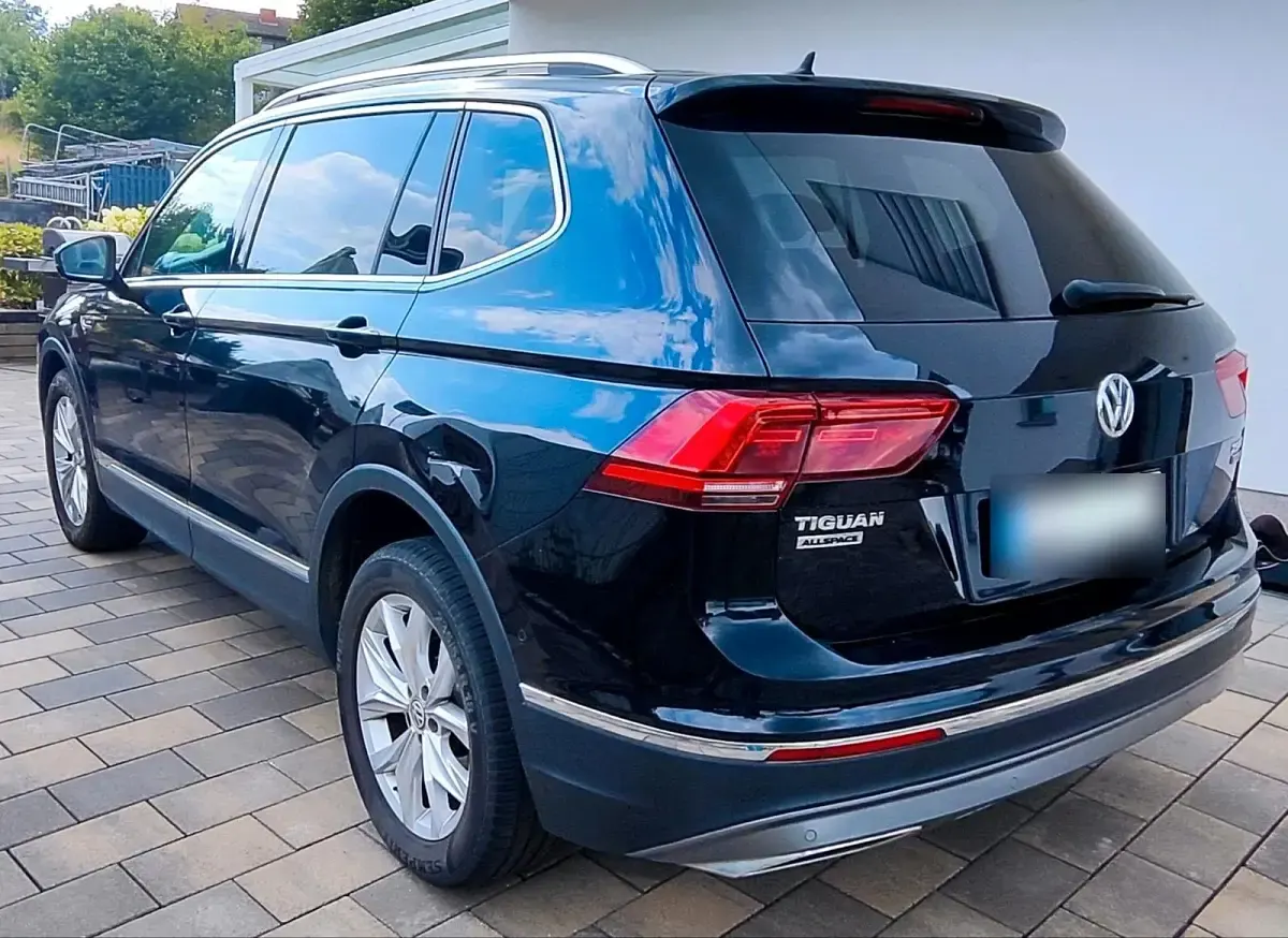 Gebraucht VW Tiguan Allspace Highline 190 PS (139 kW) 2018 Schwarz SUV