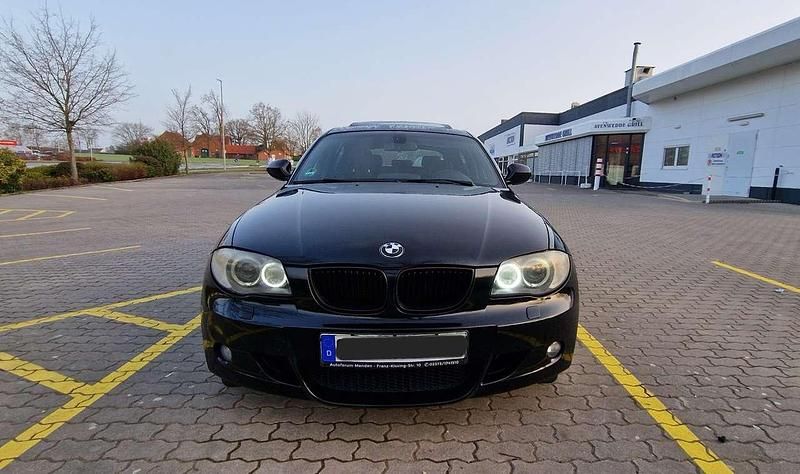 Gebraucht BMW 118 M Sport 143 PS (105 kW) 2011 Schwarz Kleinwagen