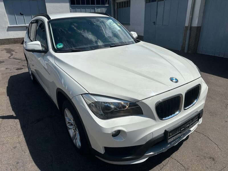 Weiß Gebraucht 2014 BMW X1 SUV | 9.999 € (Fairer Preis) - Bild 1/4