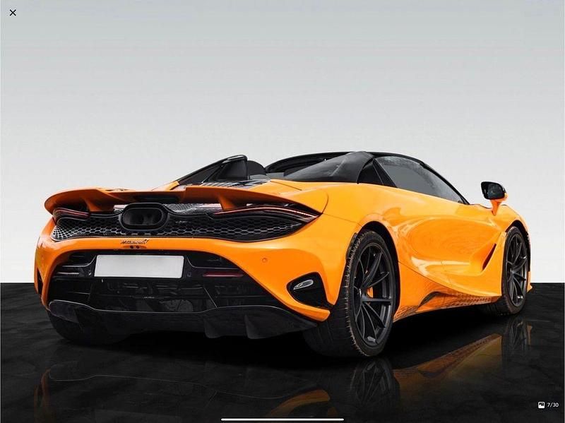 Gebraucht McLaren 750S 749 PS (550 kW) 2024 Orange Cabrio