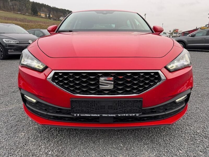Gebraucht Seat Leon XCELLENCE 150 PS (110 kW) 2020 Rot Limousine