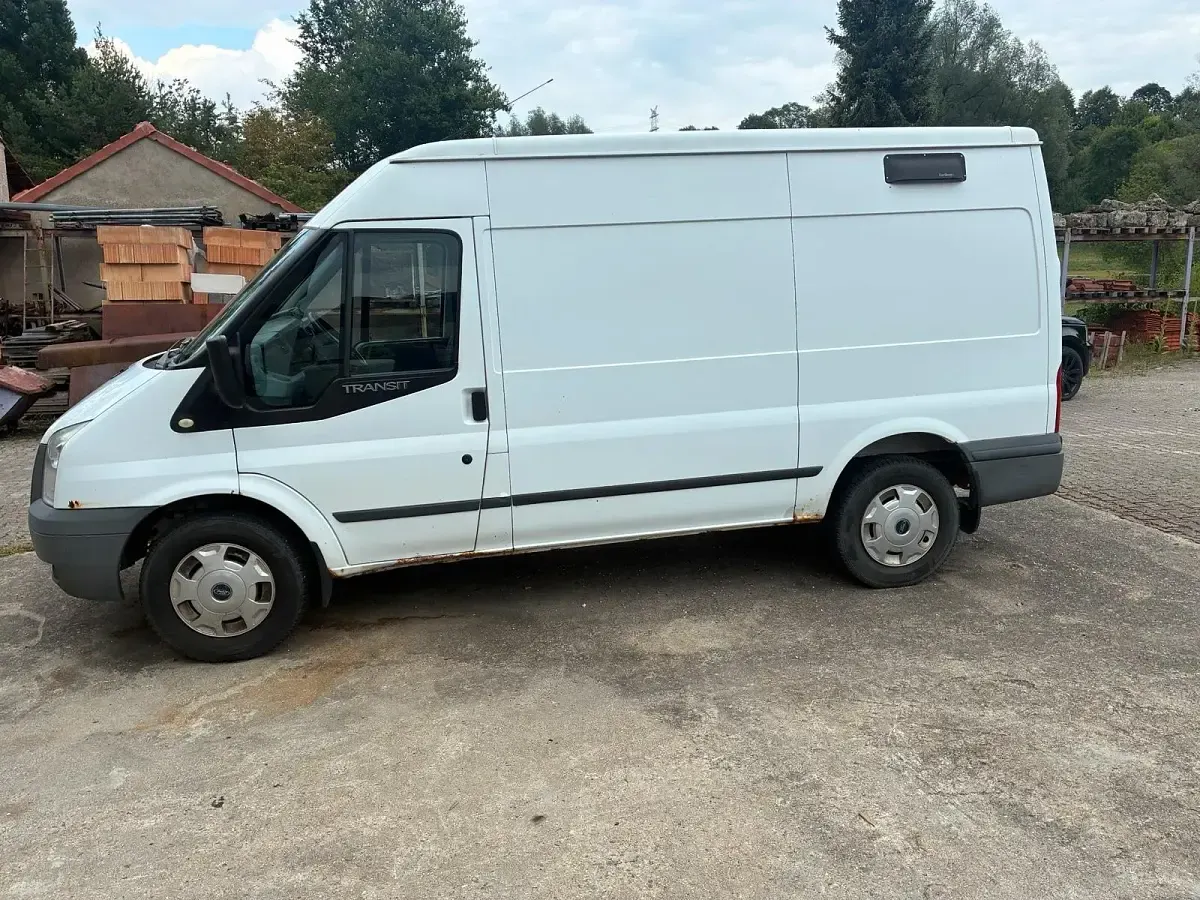 Gebraucht Ford Transit 86 PS (63 kW) 2010 Weiß Van / Kleinbus