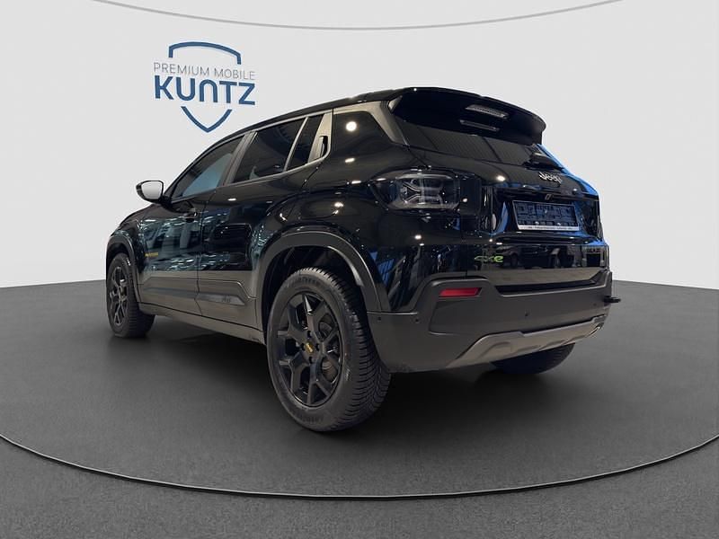 Neu Jeep Avenger North 145 PS (106 kW) 2026 Solid black clear coat SUV