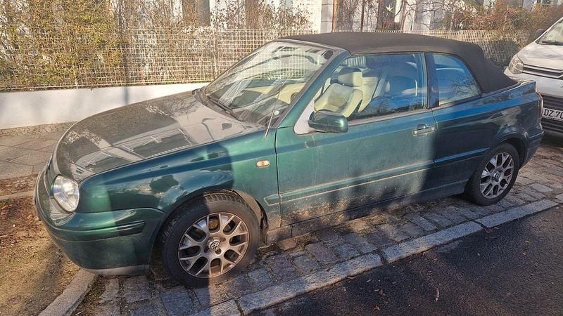 Gebraucht VW Golf Cabriolet Highline 90 PS (66 kW) 2000 Grün Cabrio