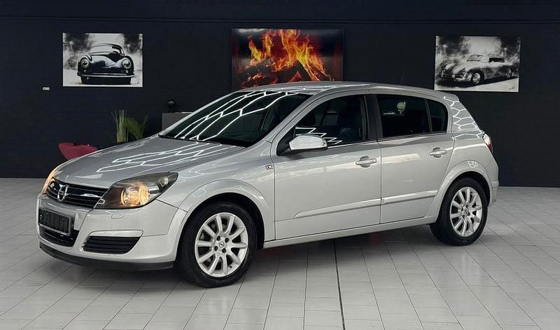 Gebraucht Opel Astra 105 PS (77 kW) 2004 Silber Limousine