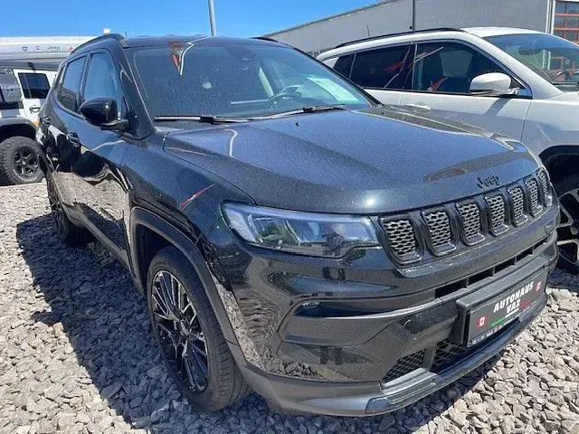 Gebraucht Jeep Compass 131 PS (96 kW) 2023 Schwarz SUV