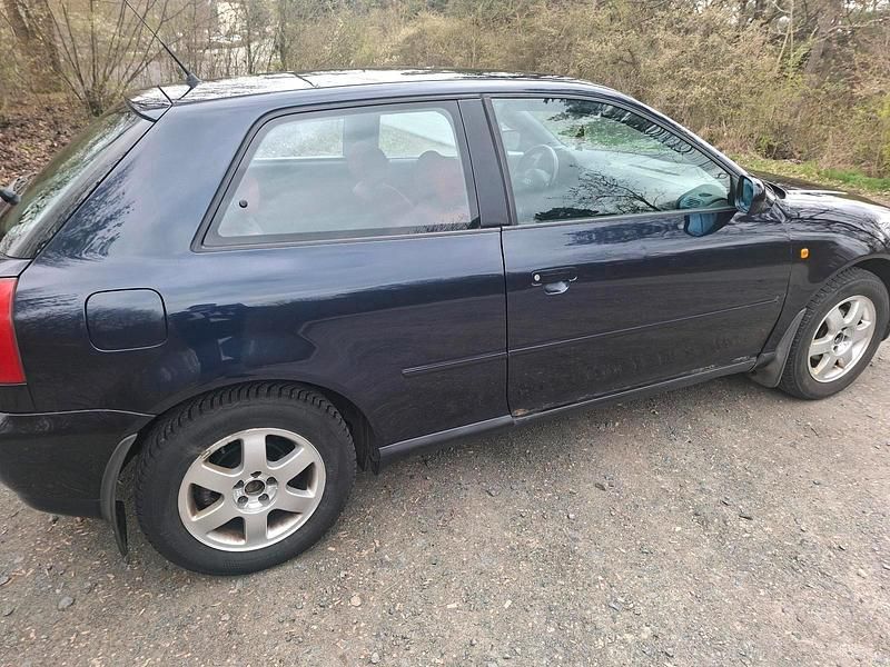 Gebraucht Audi A3 Ambition 101 PS (74 kW) 1996 Blau Kleinwagen