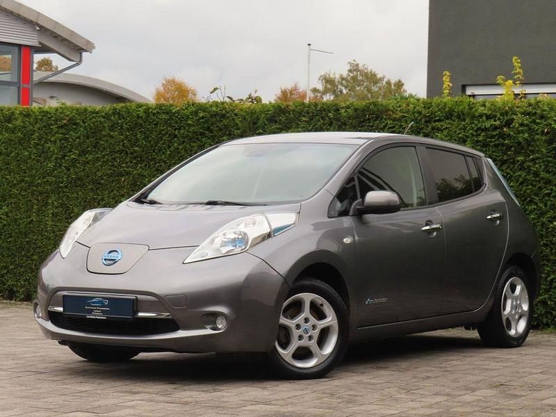 Grau Gebraucht 2013 Nissan Leaf Acenta Kleinwagen | 7.500 € (Fairer Preis) - Bild 1/4
