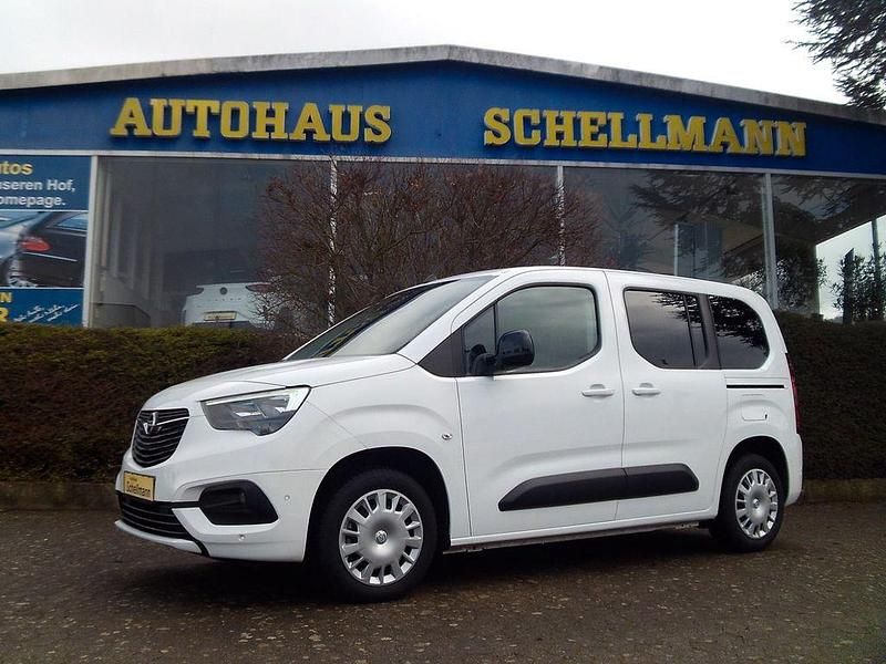 Gebraucht Opel Combo Life Elegance 131 PS (96 kW) 2022 Weiß Van / Kleinbus