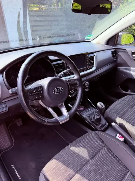 Gebraucht Kia Stonic Vision 101 PS (74 kW) 2019 Schwarz SUV
